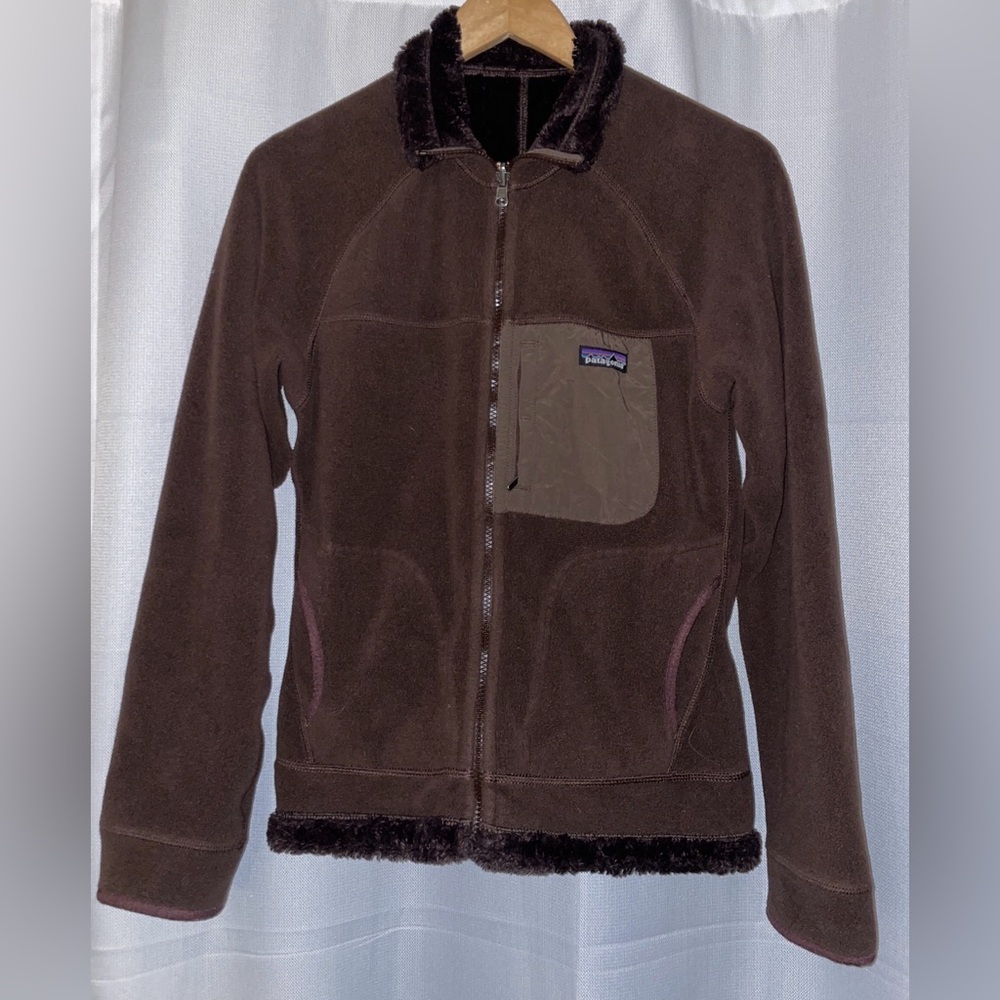 🤎 Patagonia Women’s Retro Windzone Synchilla Reversible Jacket in Sable Brown